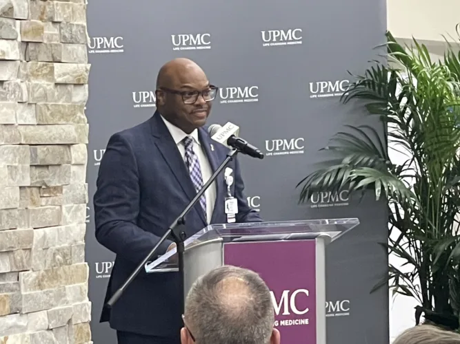 Community welcomes UPMC Trinity